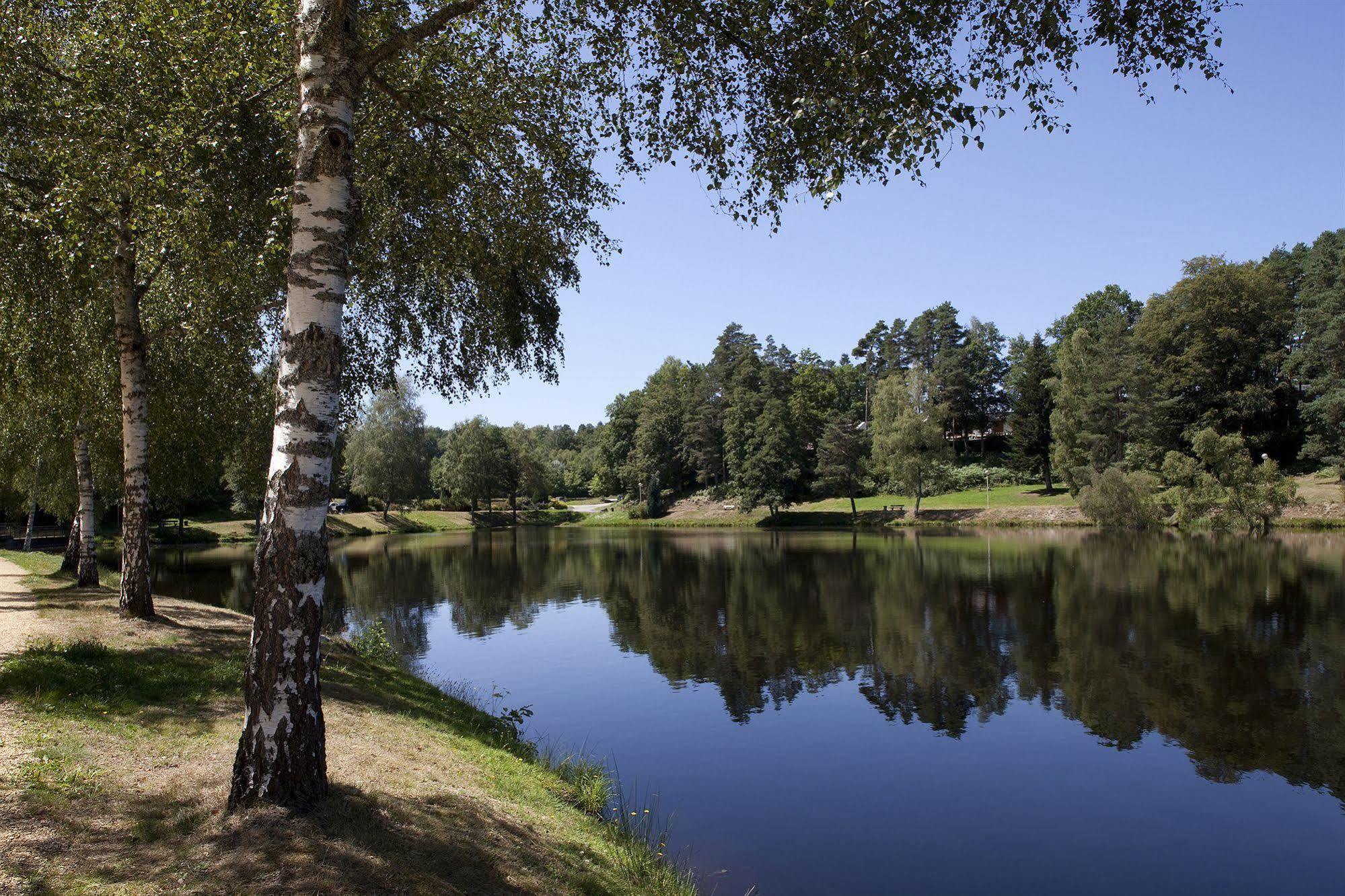 Vacanceole - Residence Le Domaine Du Bosquet Égletons エクステリア 写真