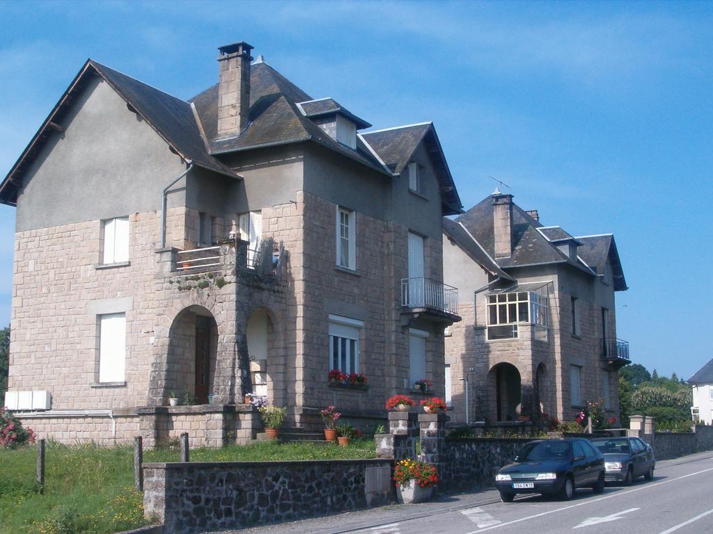 Vacanceole - Residence Le Domaine Du Bosquet Égletons エクステリア 写真