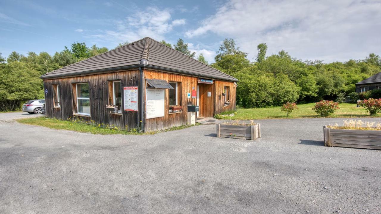 Vacanceole - Residence Le Domaine Du Bosquet Égletons エクステリア 写真