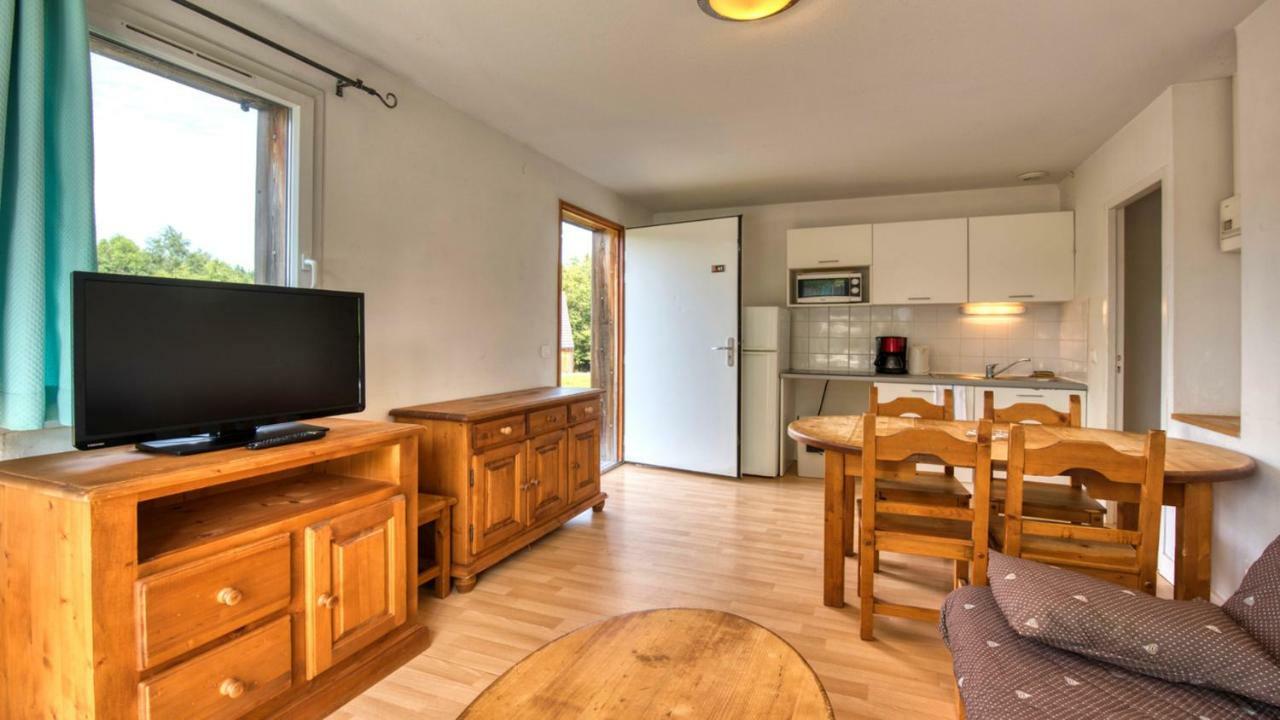Vacanceole - Residence Le Domaine Du Bosquet Égletons エクステリア 写真