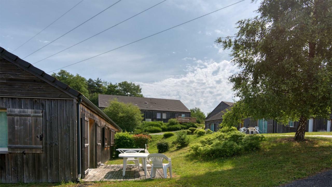 Vacanceole - Residence Le Domaine Du Bosquet Égletons エクステリア 写真