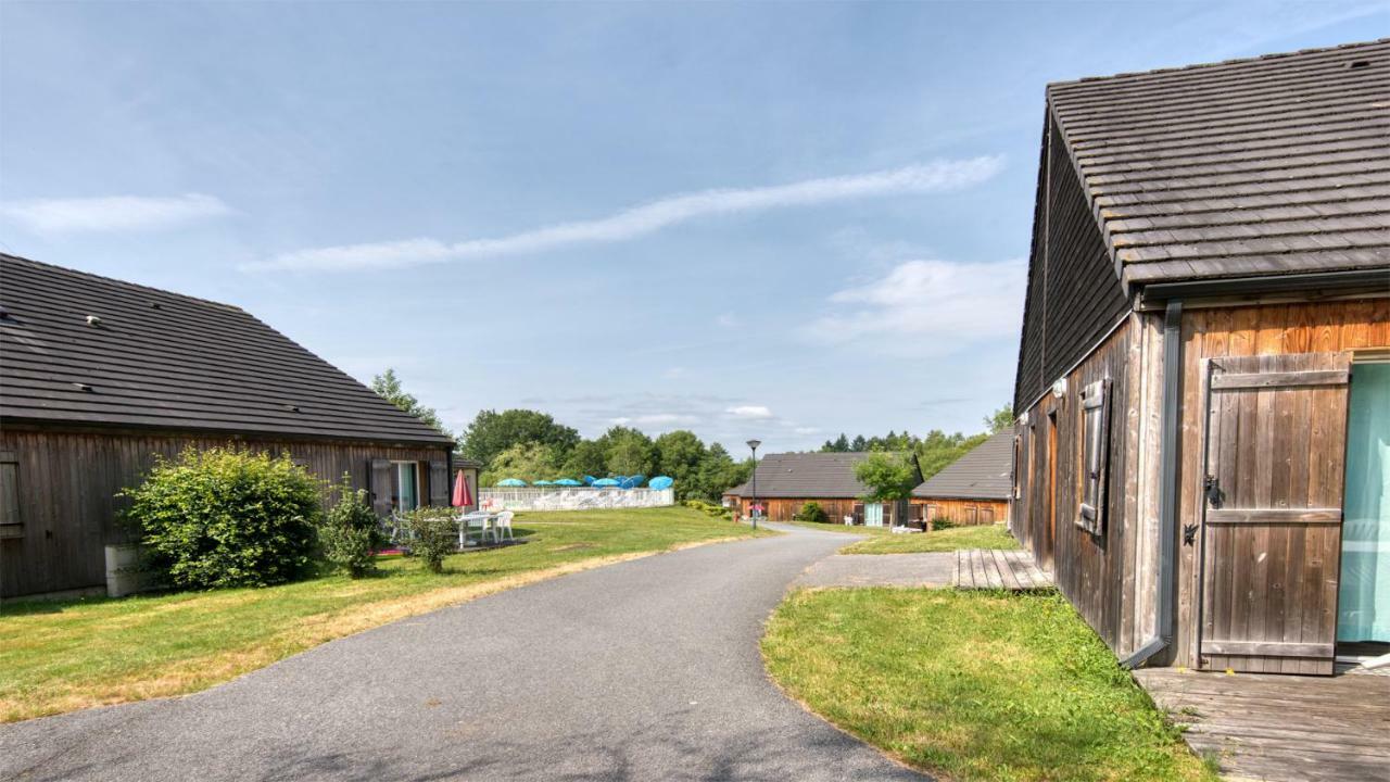 Vacanceole - Residence Le Domaine Du Bosquet Égletons エクステリア 写真