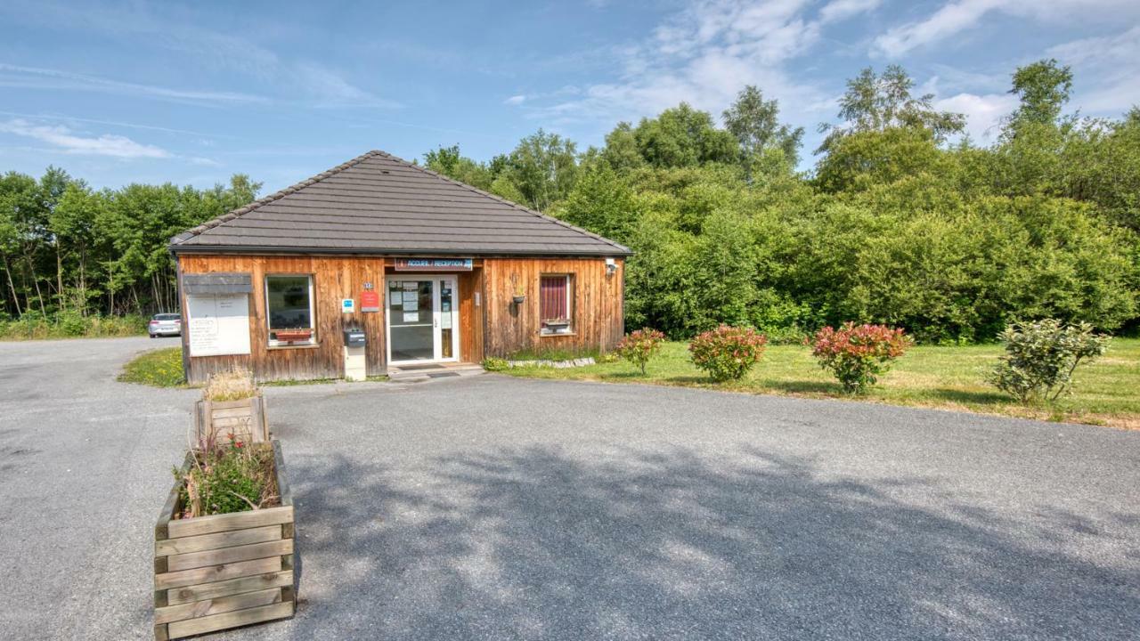 Vacanceole - Residence Le Domaine Du Bosquet Égletons エクステリア 写真