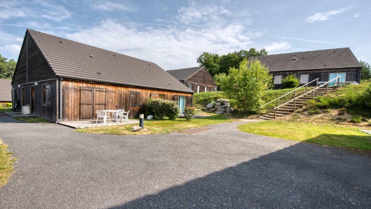 Vacanceole - Residence Le Domaine Du Bosquet Égletons エクステリア 写真