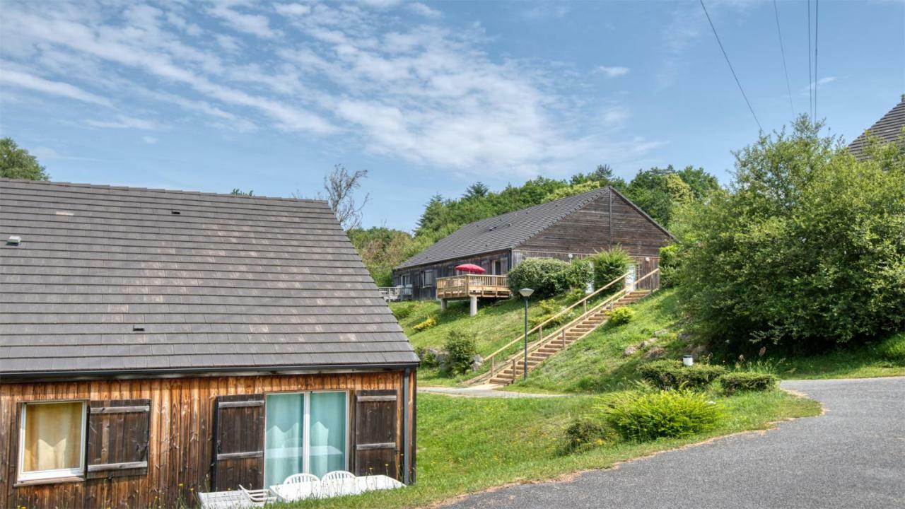 Vacanceole - Residence Le Domaine Du Bosquet Égletons エクステリア 写真