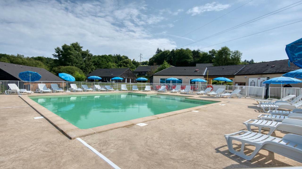 Vacanceole - Residence Le Domaine Du Bosquet Égletons エクステリア 写真